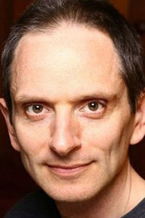 Arthur Holden — фото 1