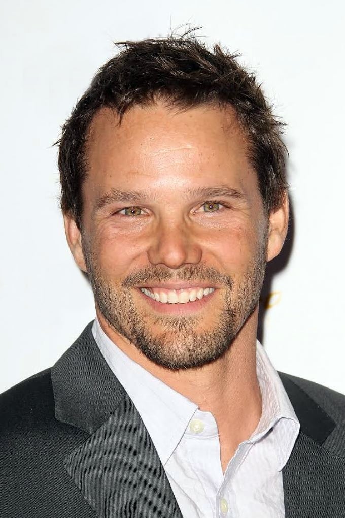 Dylan Bruno — фото 1