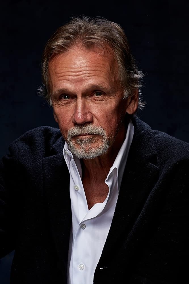 Sam Hennings — фото 1