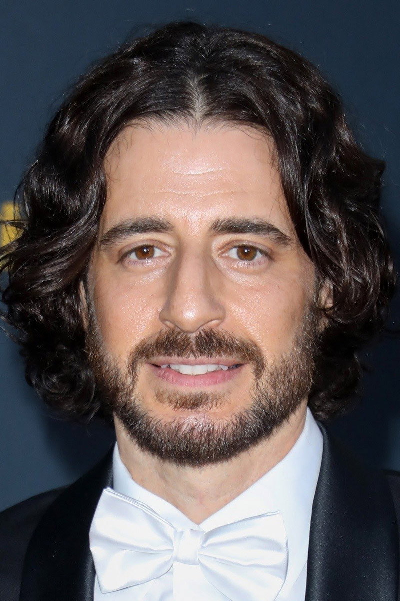 Jonathan Roumie — фото 1