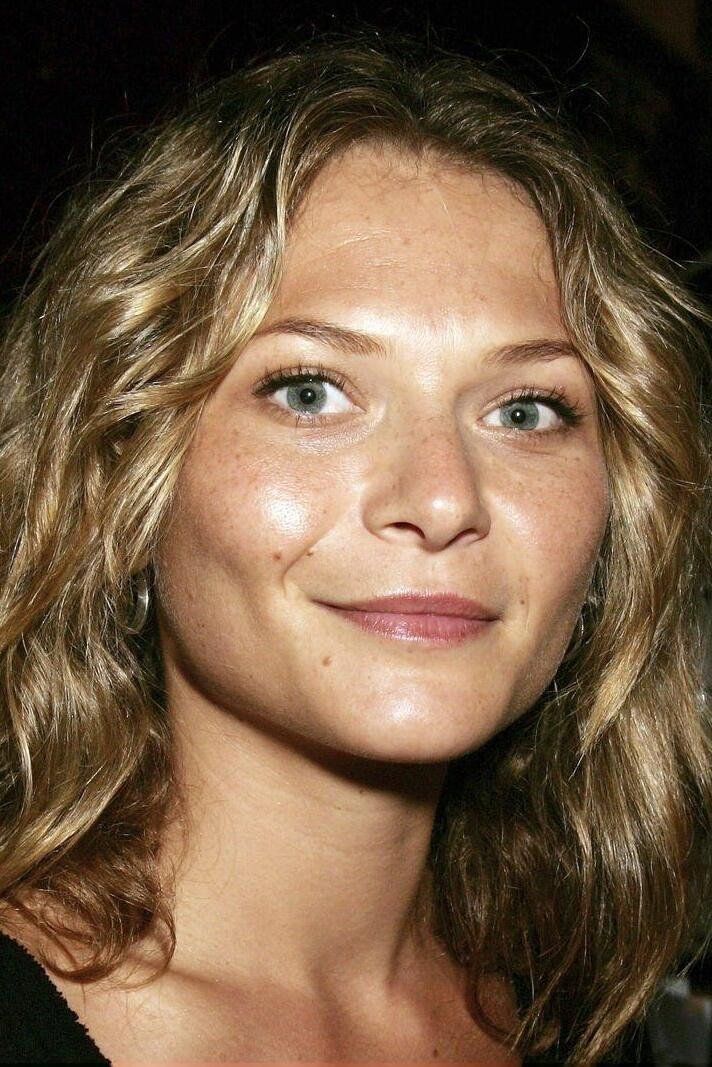 Leeanna Walsman — фото 2