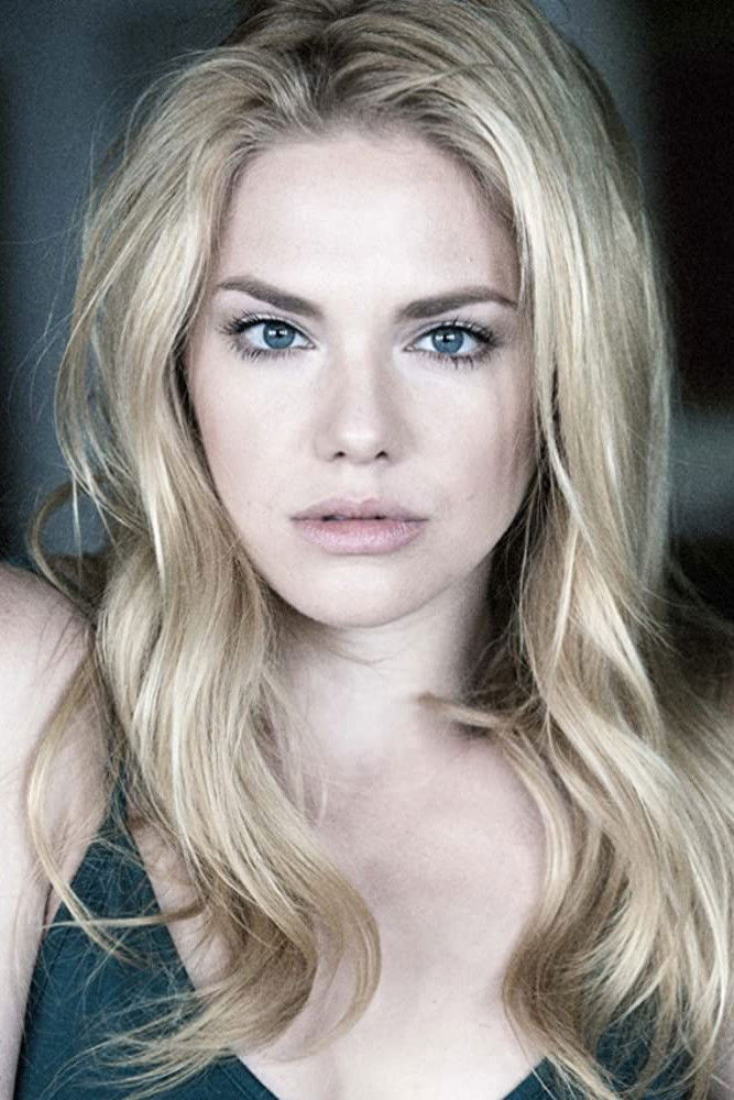 Mackenzie Mauzy — фото 1