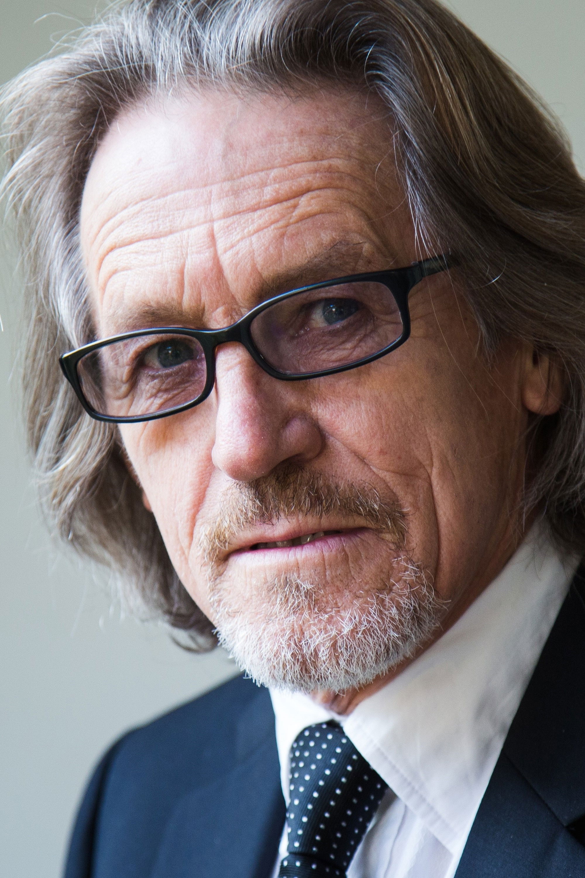 Miles Anderson — фото 1