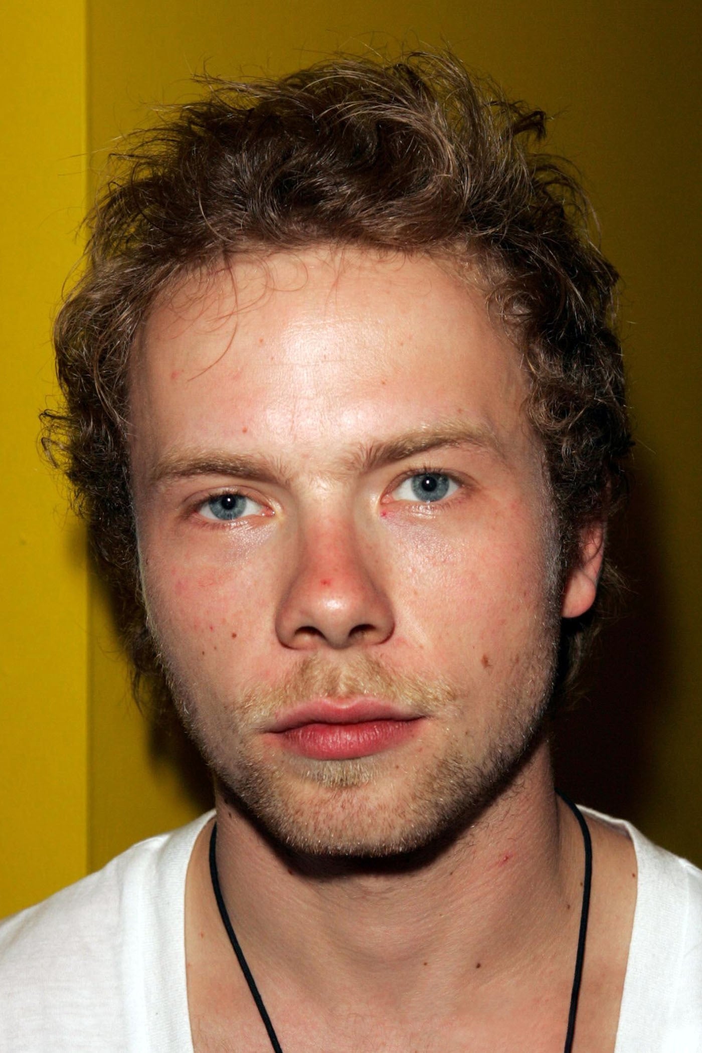 Brendan Fletcher — фото 1