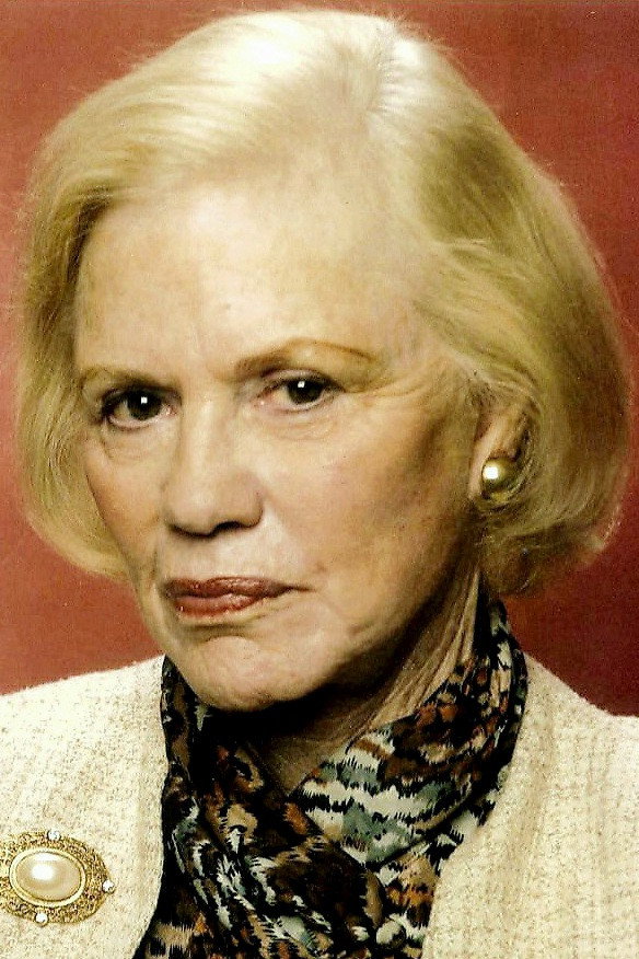 Gwen Van Dam — фото 1