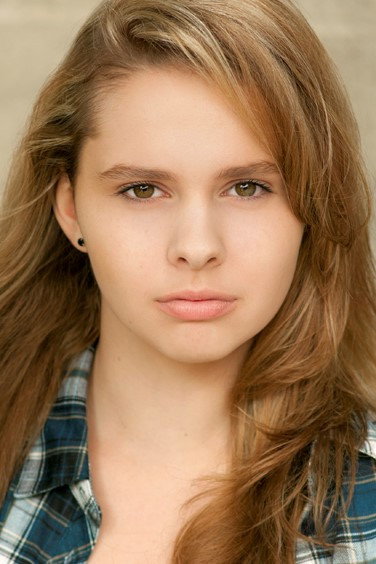 Chloe Roe — фото 1