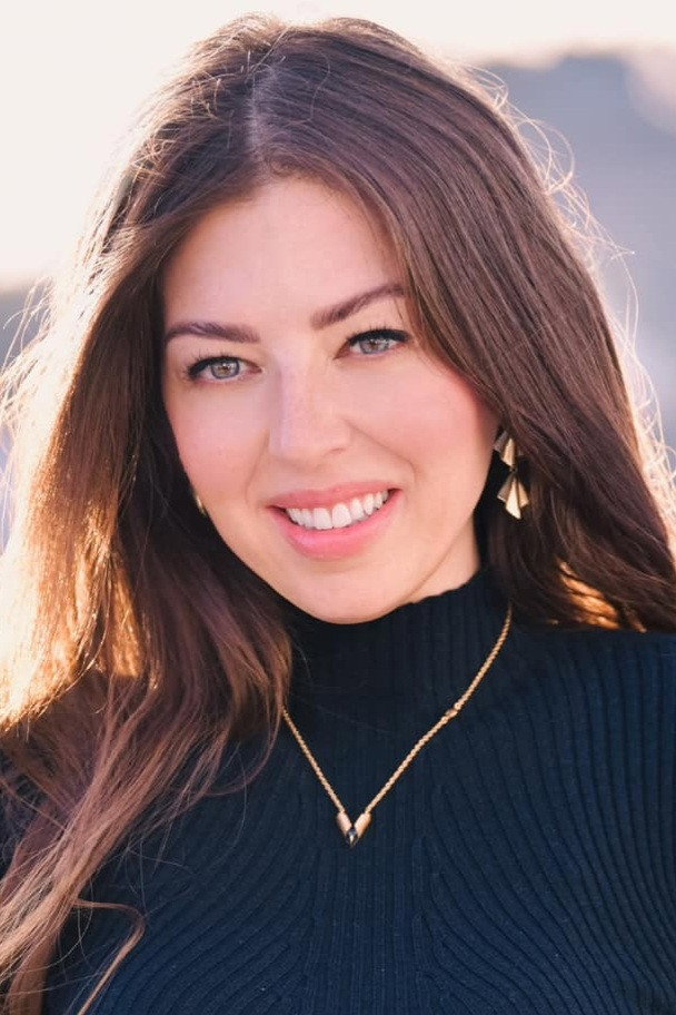 Pinar Toprak — фото 1