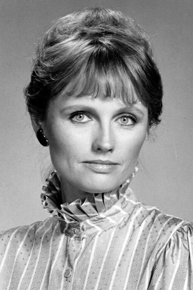 Тесс Гарпер — фото 2