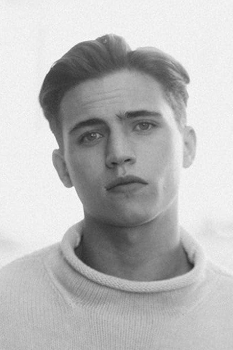 Tanner Buchanan — фото 1