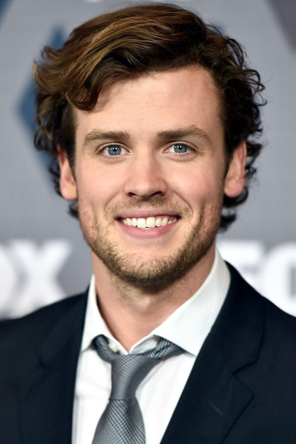 Jack Cutmore-Scott — фото 1