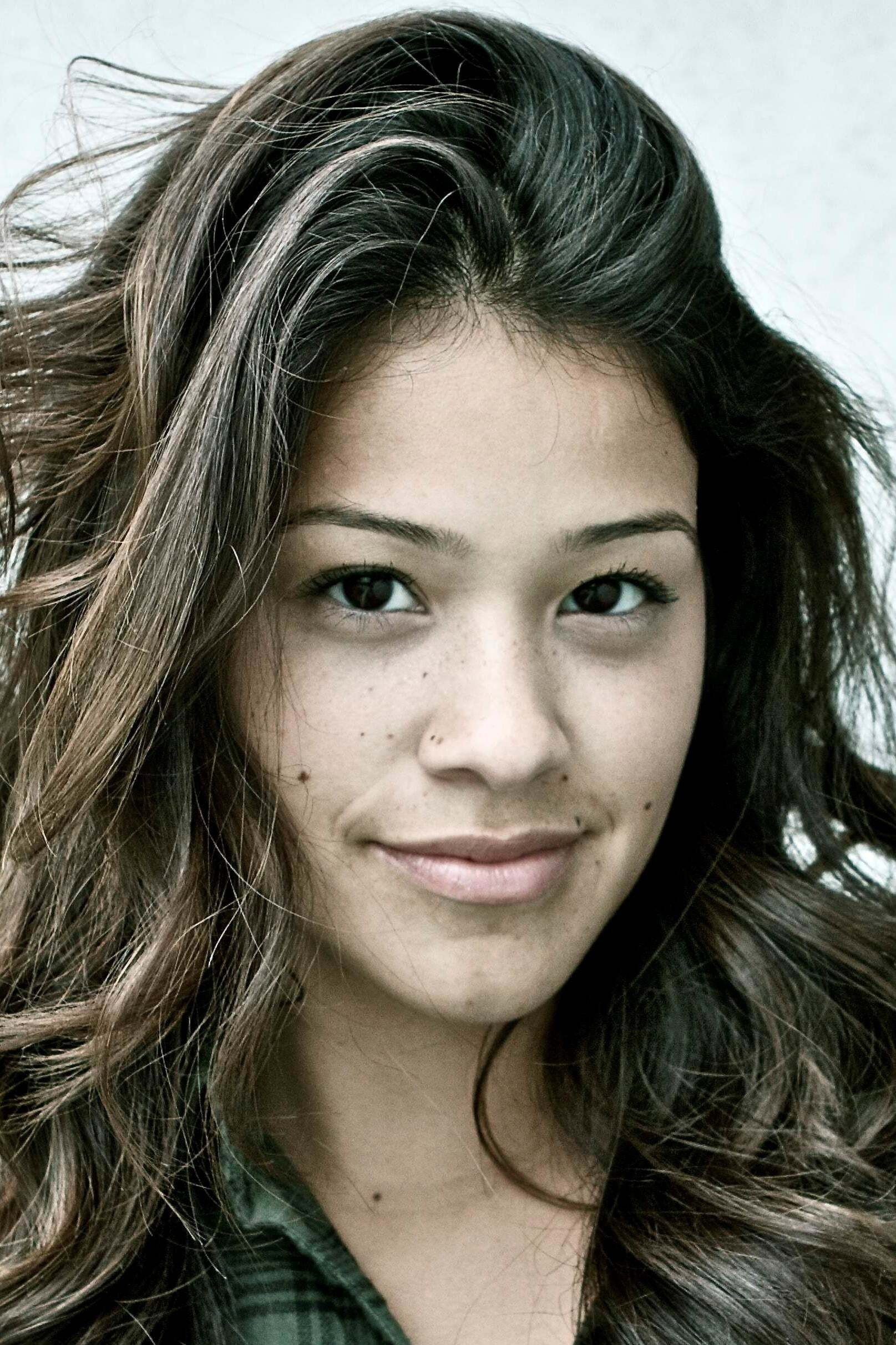 Gina Rodriguez — фото 2