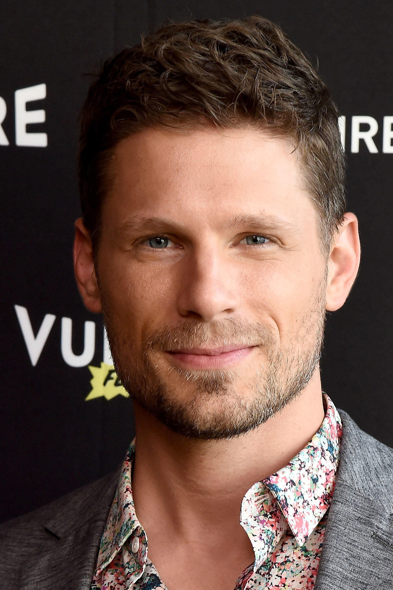Matt Lauria — фото 1
