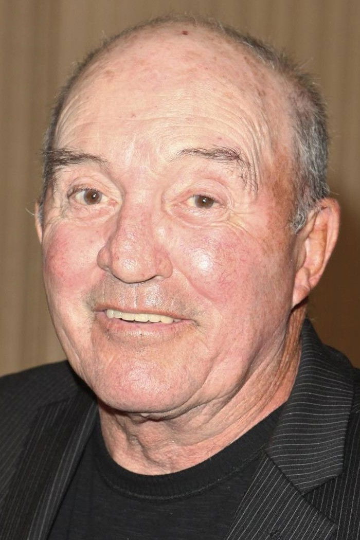 Joe Santos — фото 1