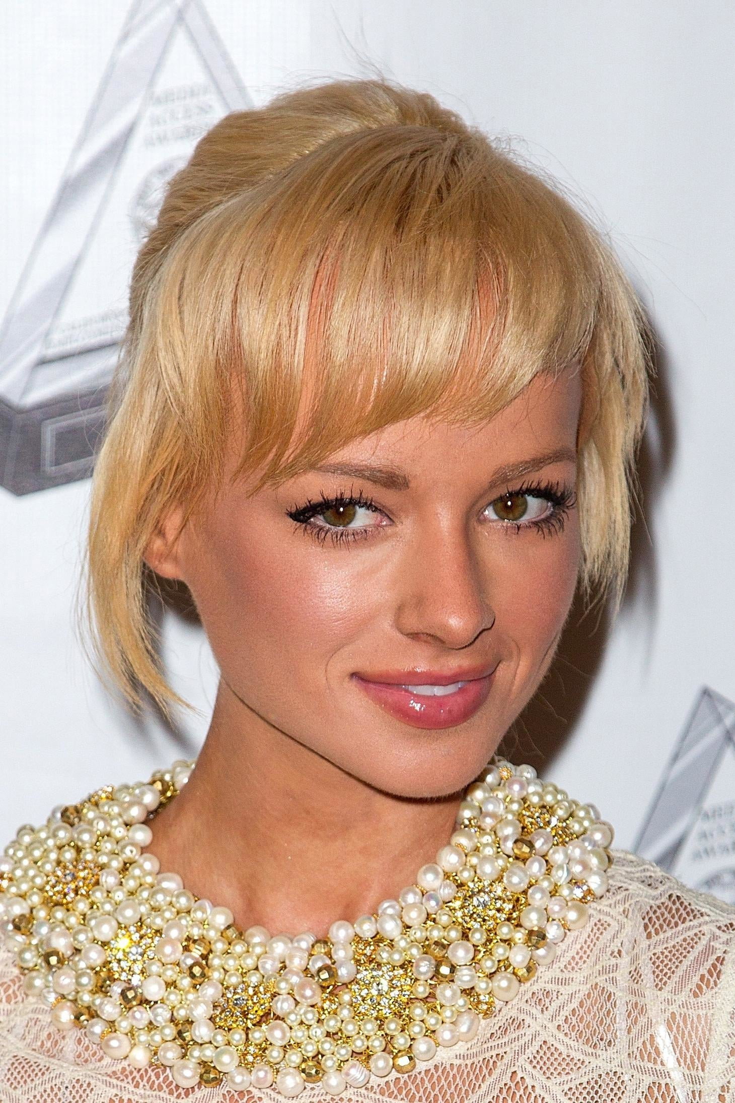 Ashley Rickards — фото 1