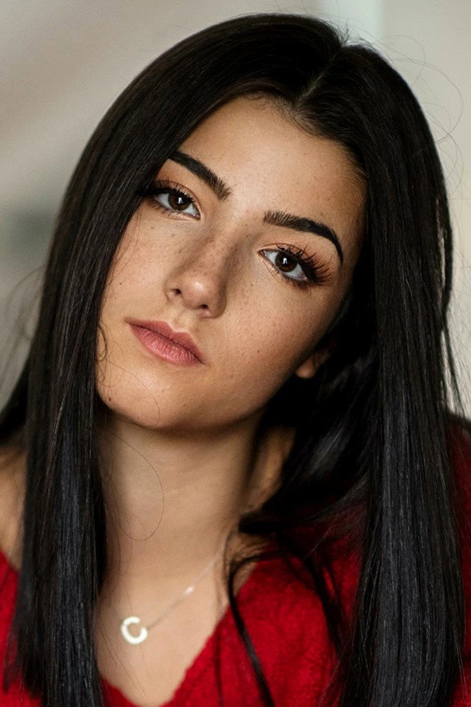 Charli D'Amelio — фото 2