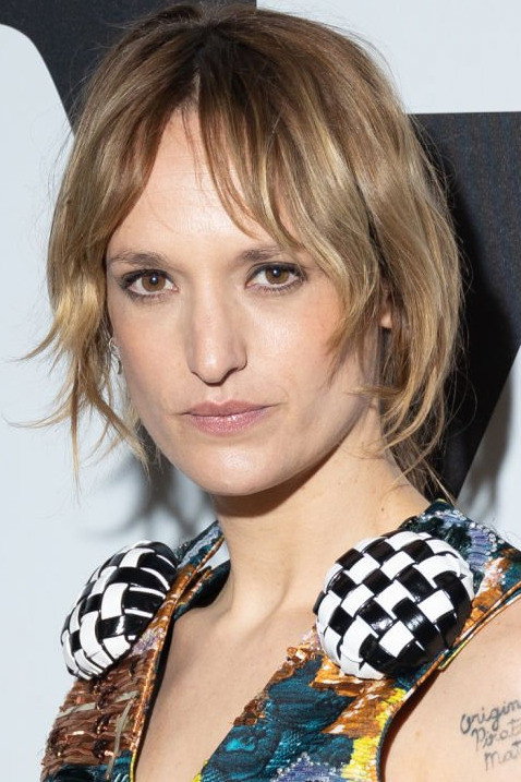 Agathe Rousselle — фото 1