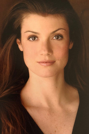 Zoe McLellan — фото 1