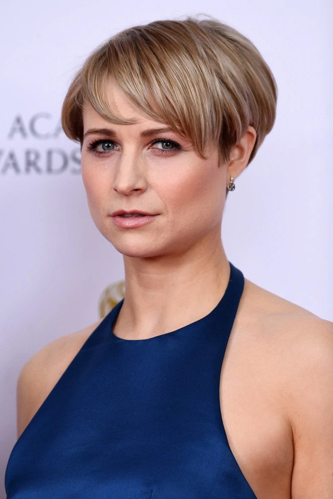 Niamh Algar — фото 1