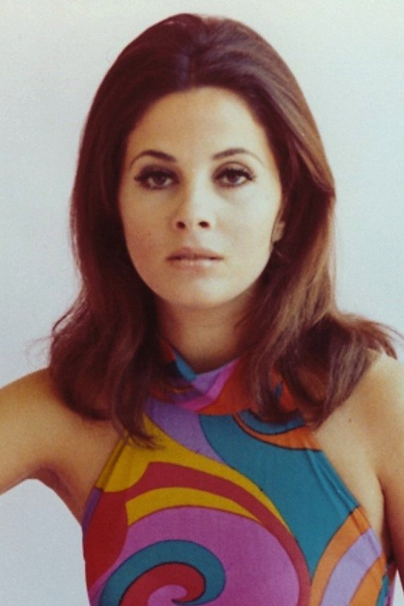 Barbara Parkins — фото 1