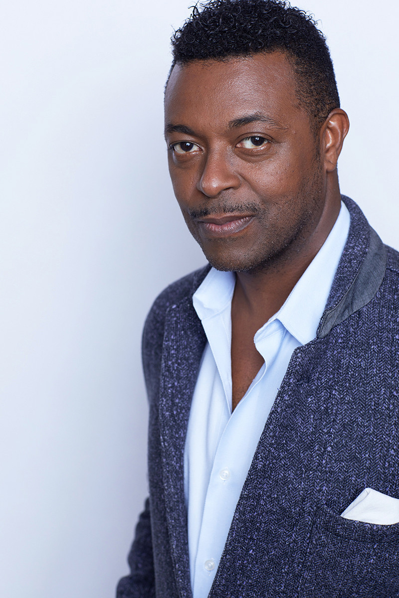 Ogie Banks — фото 1