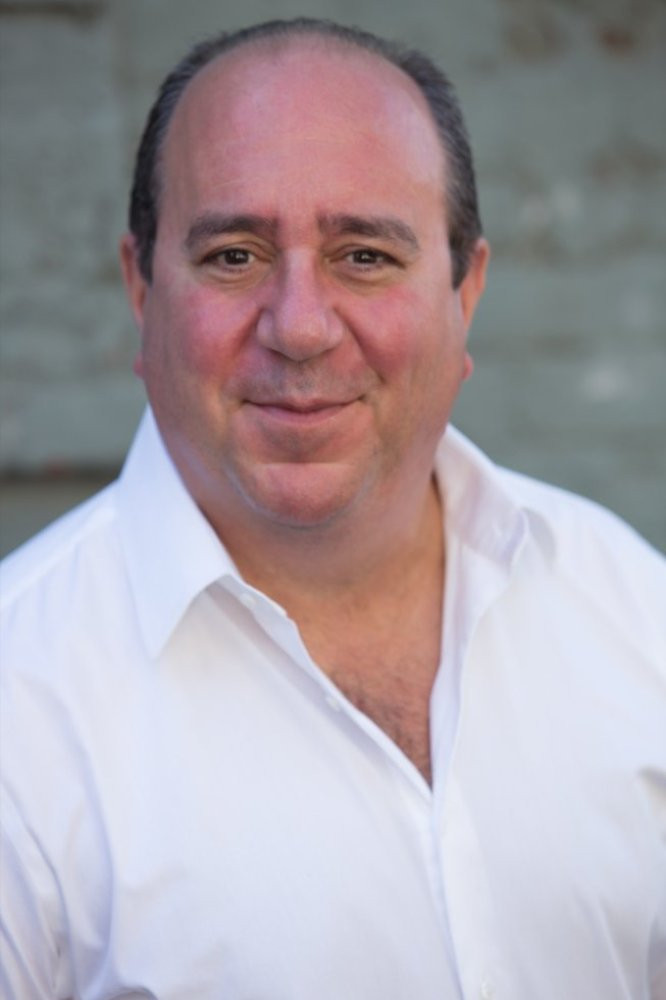 Louis Mustillo — фото 1