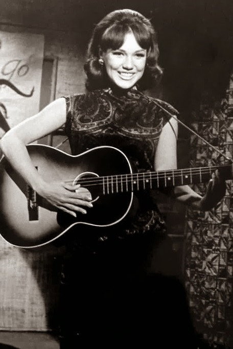 Mary Ann Mobley — фото 3