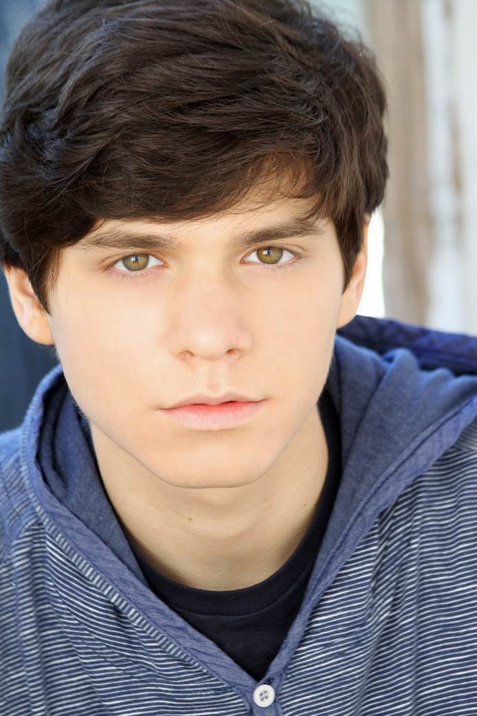 Braeden Lemasters — фото 3