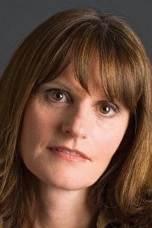 Gwyneth Strong — фото 1