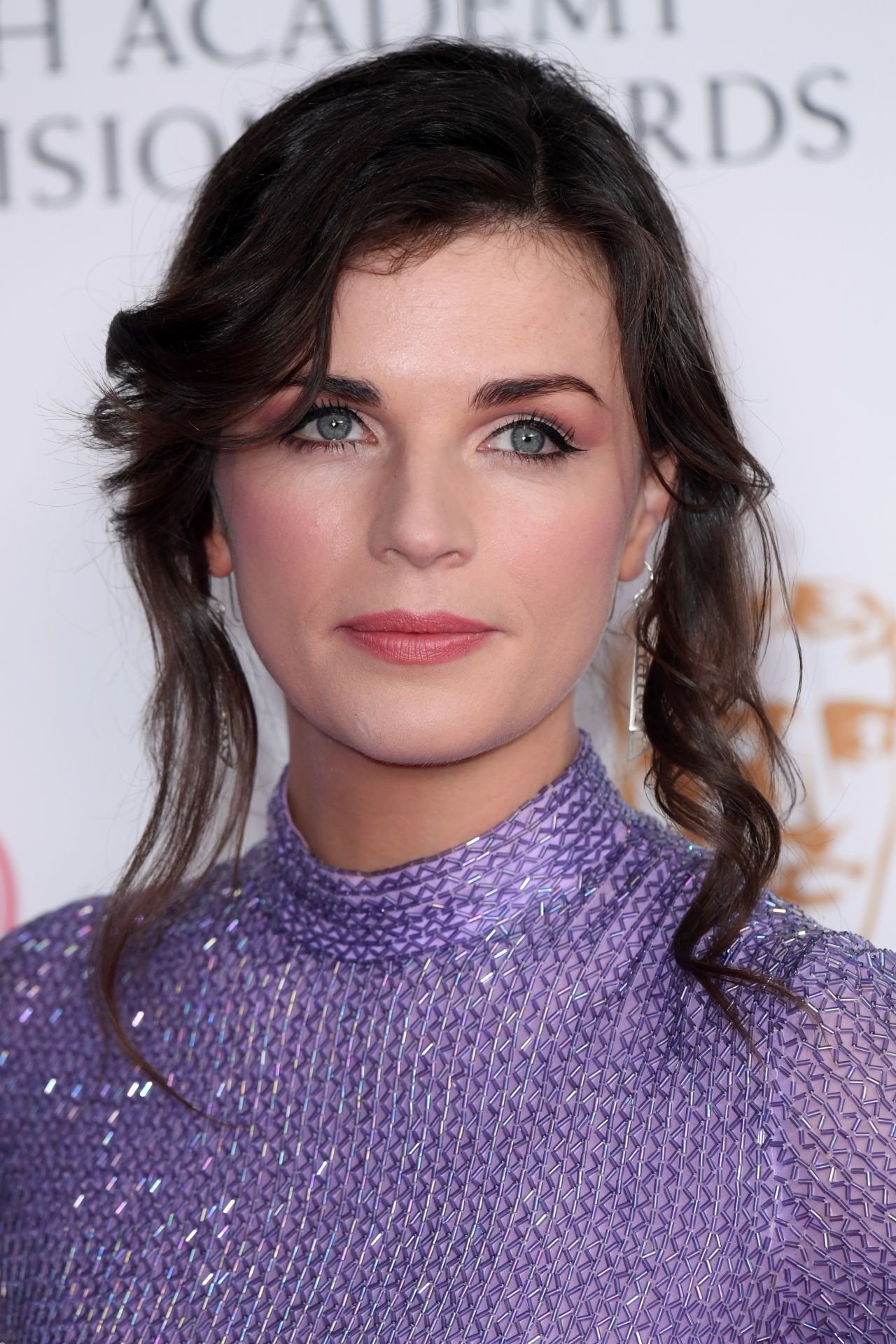Aisling Bea — фото 1