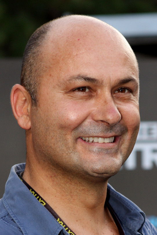 Steve Bastoni — фото 1