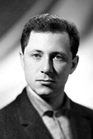 Николай Николаевич Каретников