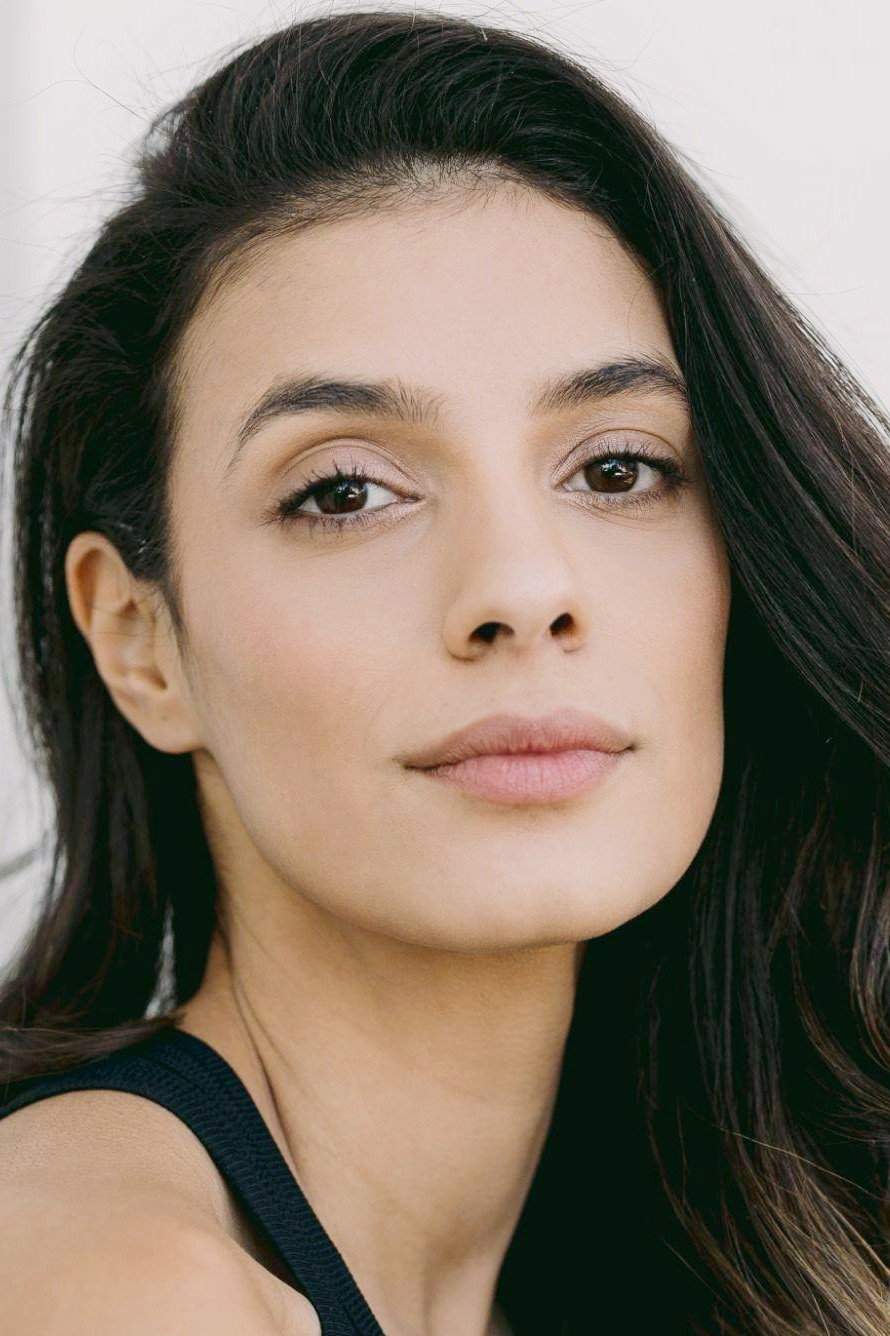 Laysla De Oliveira — фото 1