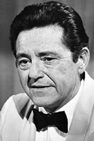 Edward Binns — фото 1