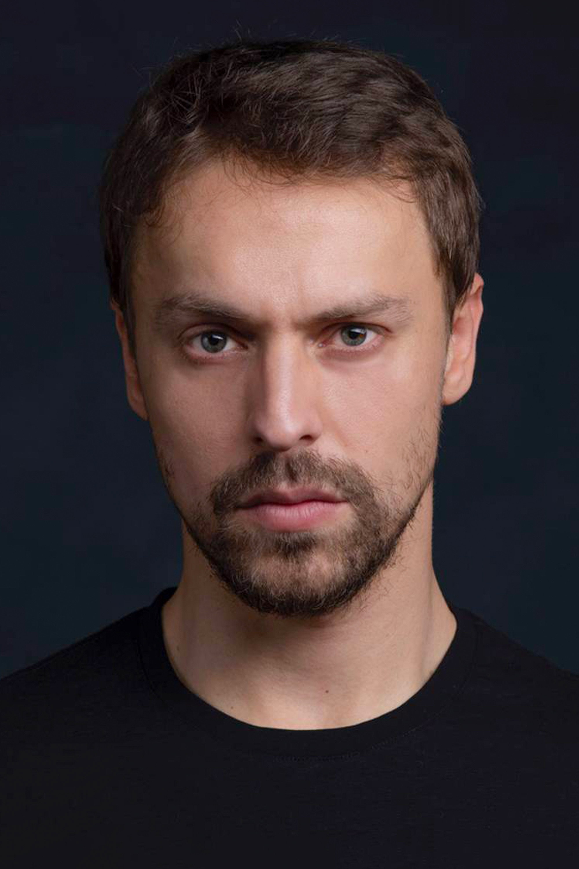 Метін Акдюльгер — фото 1