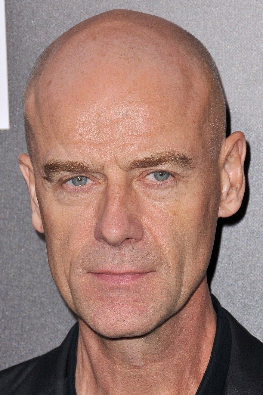 Pip Torrens — фото 1