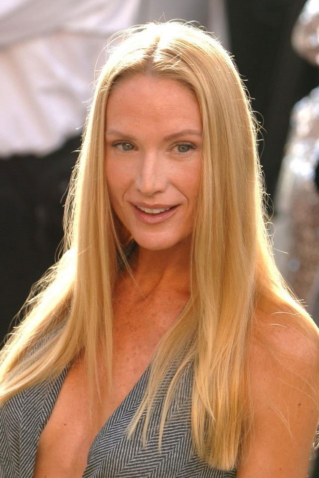 Келлі Лінч — фото 1