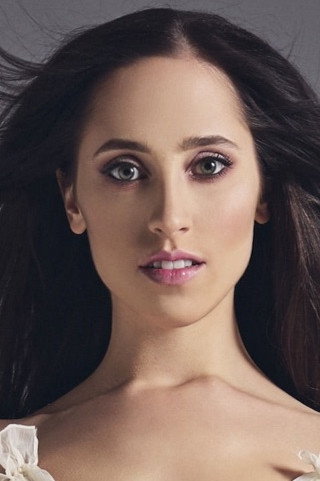 Еліна Нечаєва