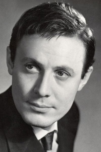 Юрий Мефодиевич Соломин