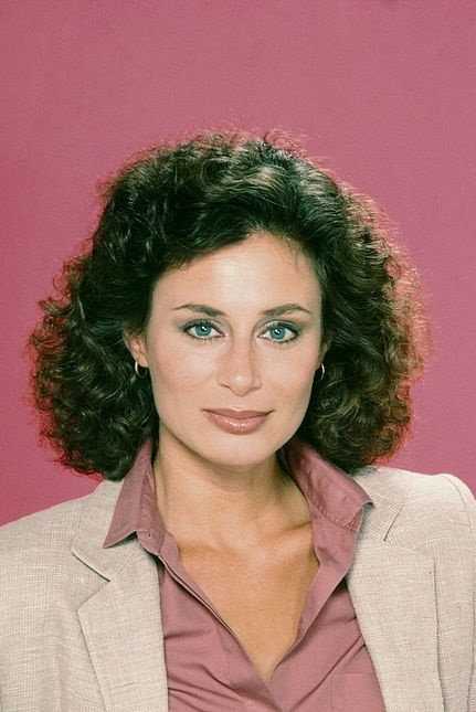 Mimi Kuzyk — фото 3