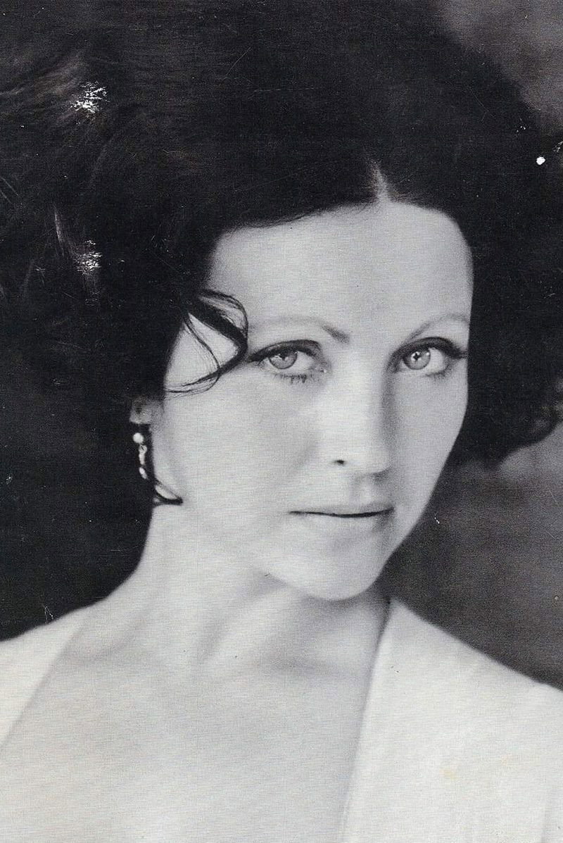 Алла Майкова