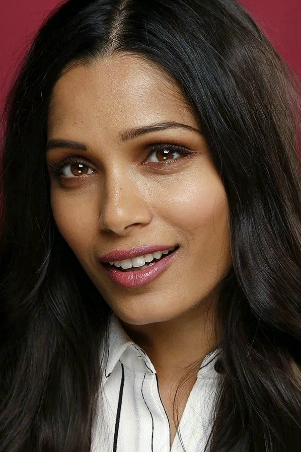 Freida Pinto — фото 4