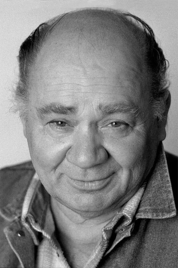 Евгений Павлович Леонов