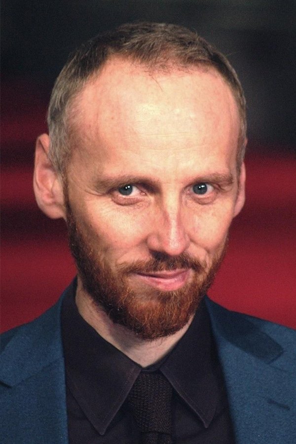 Юен Бремнер