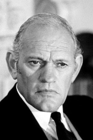 Harry Andrews — фото 2