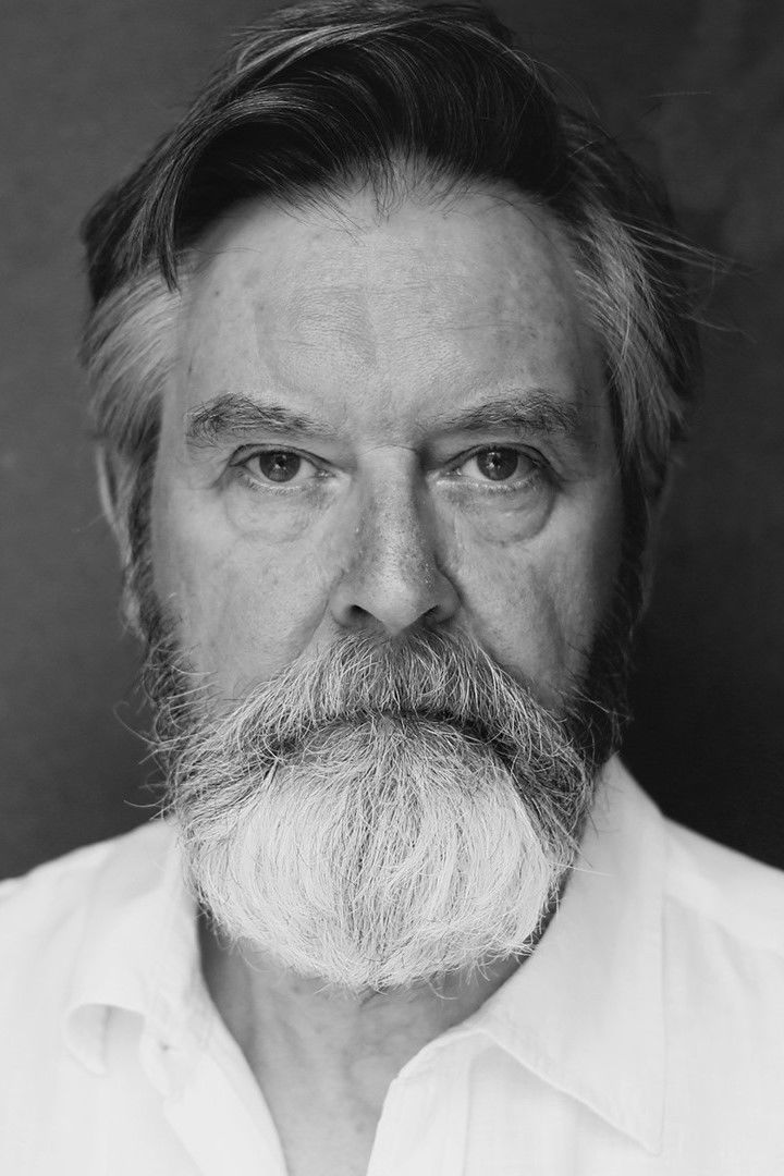 James Fleet — фото 1