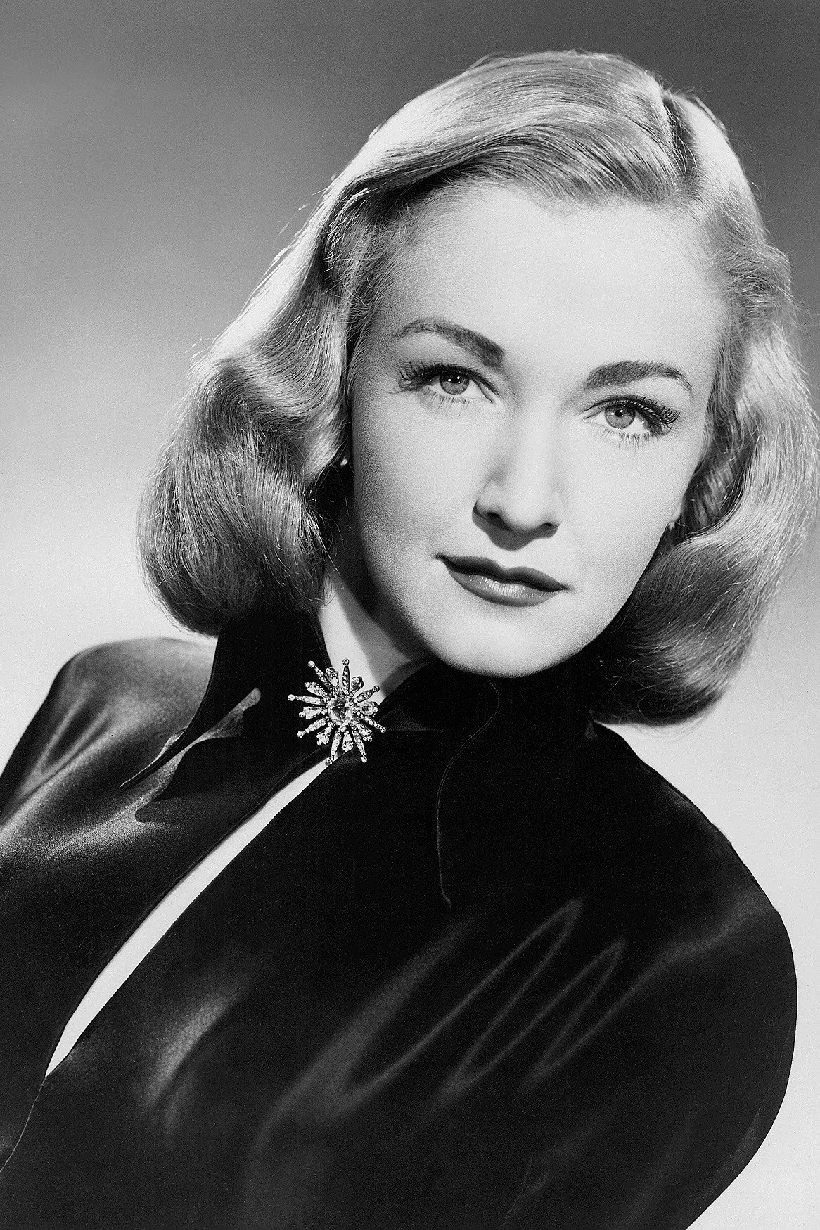 Nina Foch — фото 1
