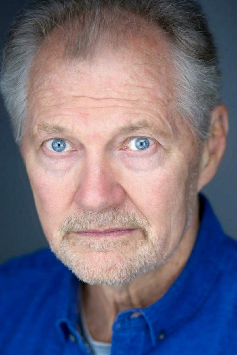 Ендрю Робінсон — фото 1