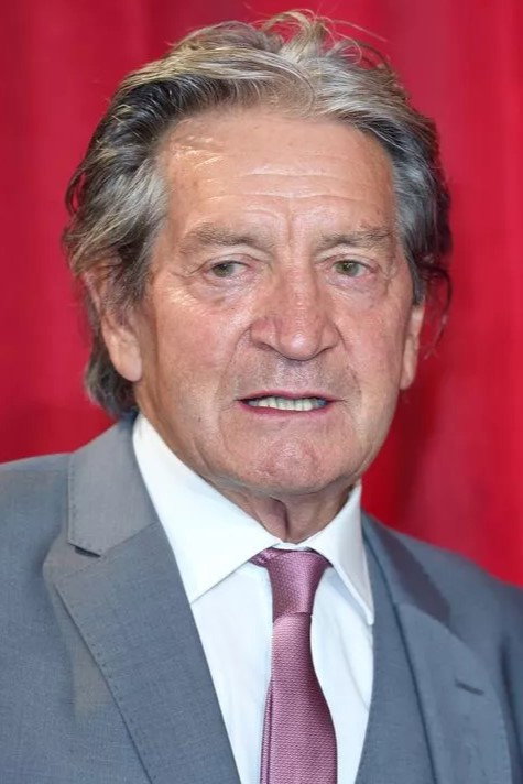 Patrick Mower — фото 4