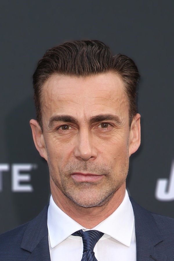 Даніел Бернгардт — фото 1