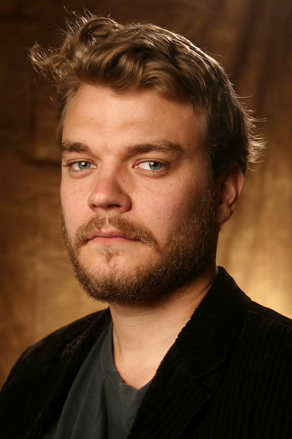 Пілоу Асбек — фото 3